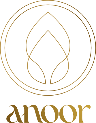 inquiry - zen - anoor_ Ein goldenes Logo mit zwei sich überlappenden Blattformen in einem Kreis. Unter dem Kreis ist das Wort „anoor“ in eleganten, stilisierten Kleinbuchstaben geschrieben.